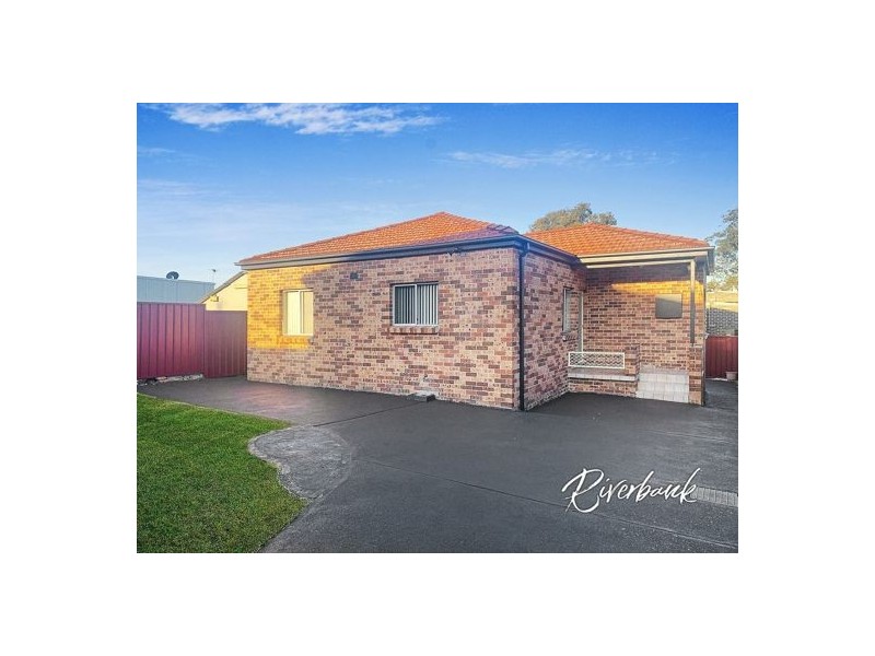 35A Rowley Street, Guildford NSW 2161