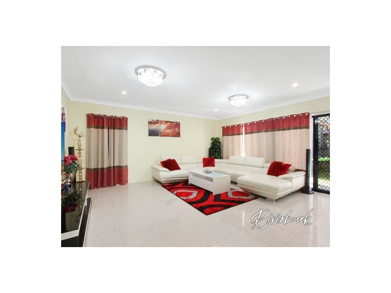 21 Edward Dr, Pemulwuy NSW 2145