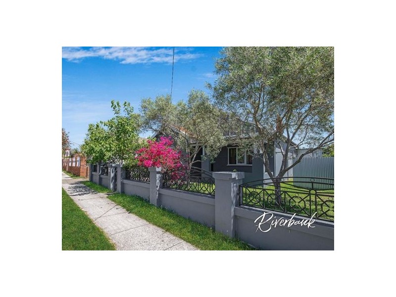 11 Bolton Street, Guildford NSW 2161