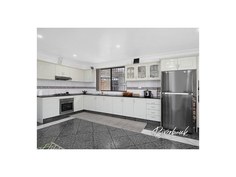 11 Bolton Street, Guildford NSW 2161