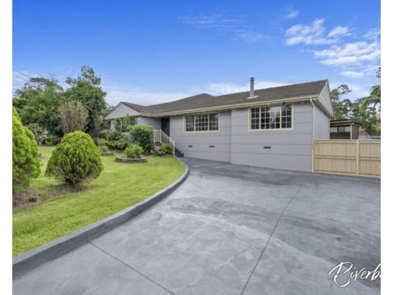 11 Grevillea Crescent, Greystanes NSW 2145