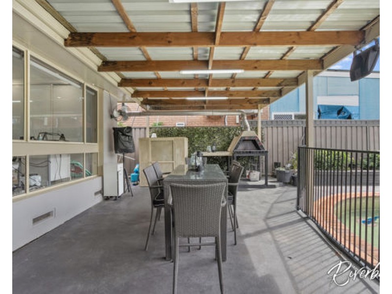 11 Grevillea Crescent, Greystanes NSW 2145