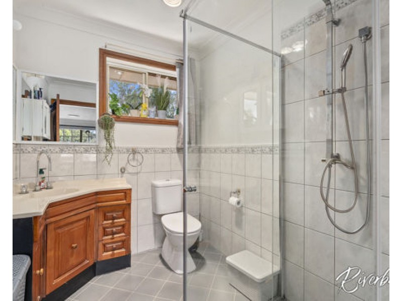 11 Grevillea Crescent, Greystanes NSW 2145