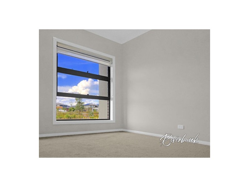 16 Florentine Parade, Marsden Park NSW 2765