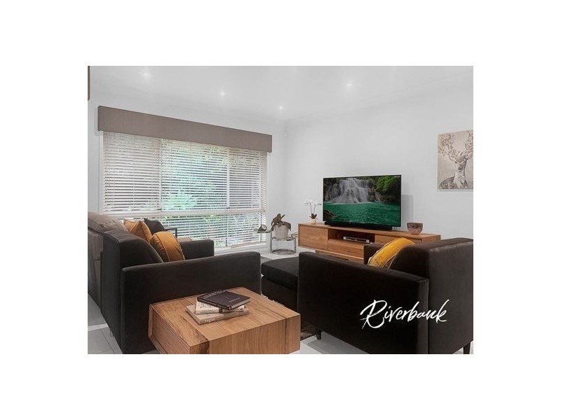 11 Parish Street, Pemulwuy NSW 2145