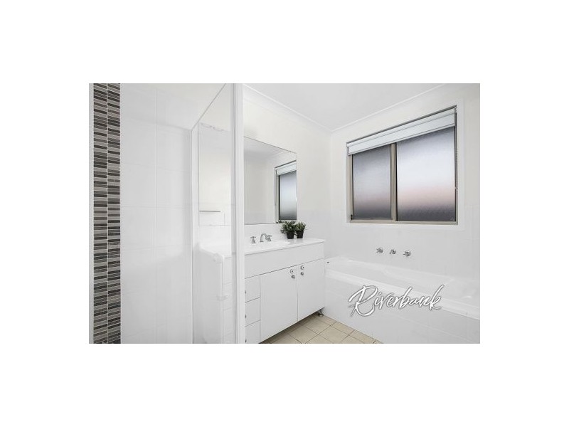 19 Biana Street, Pemulwuy NSW 2145