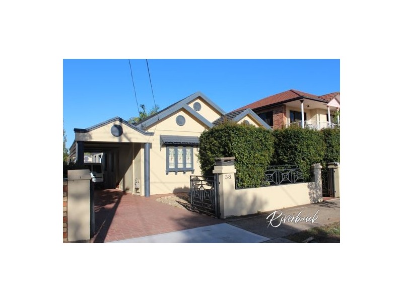 38 Renown Avenue, Wiley Park NSW 2195