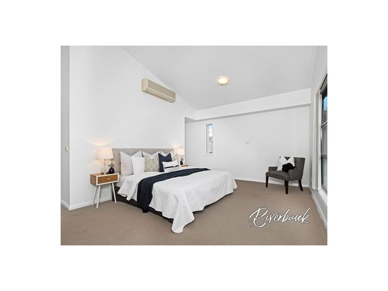 142 Driftway Drive, Pemulwuy NSW 2145