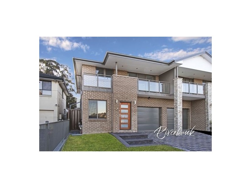 661 Henry Lawson Drive, East Hills NSW 2213