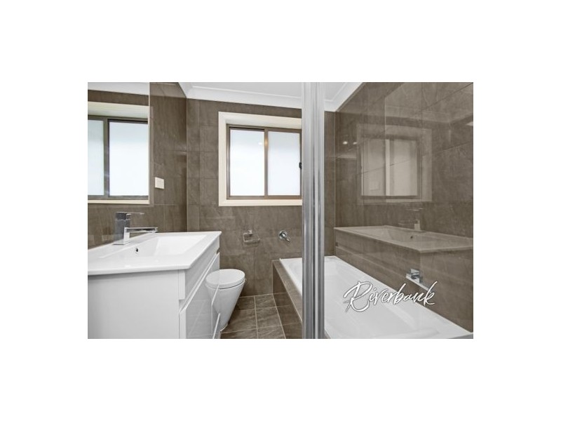 661 Henry Lawson Drive, East Hills NSW 2213