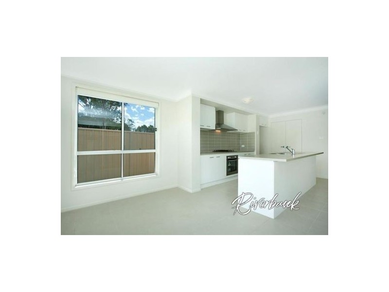 25 Melrose Street, Middleton Grange NSW 2171