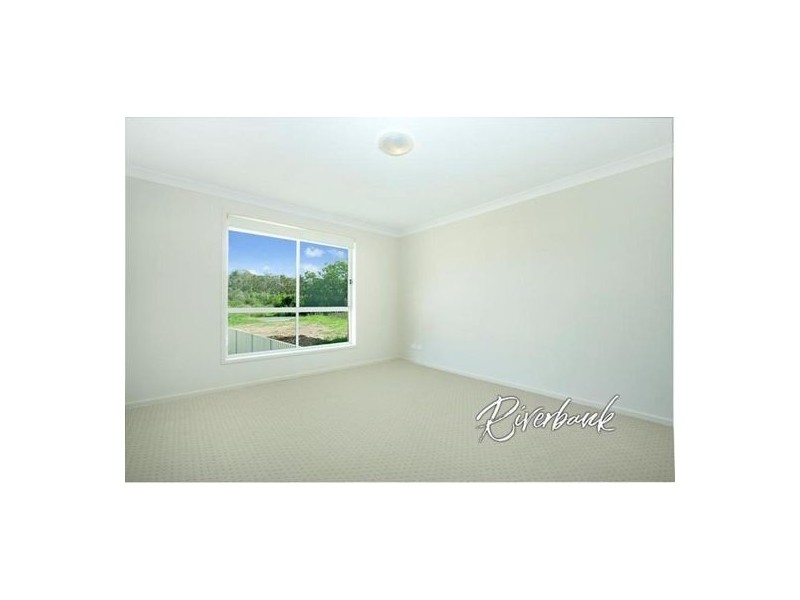 25 Melrose Street, Middleton Grange NSW 2171