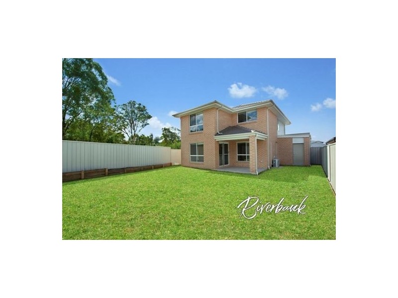 25 Melrose Street, Middleton Grange NSW 2171