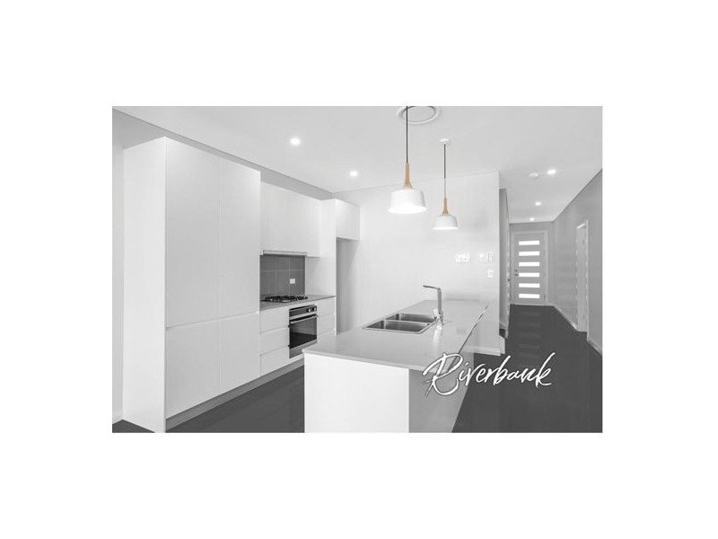 11 Glenholme Drive, Glenmore Park NSW 2745