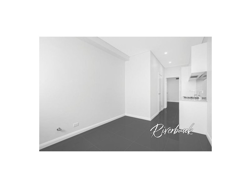 11 Glenholme Drive, Glenmore Park NSW 2745