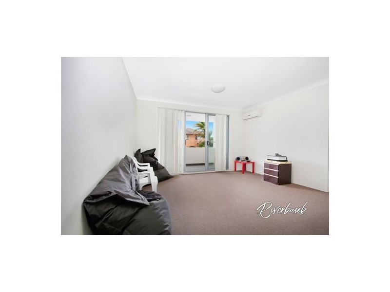 13/128-132 Woodville Road, Merrylands NSW 2160