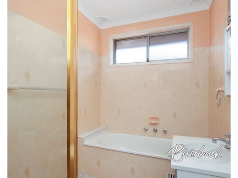 21 Kookaburra Street, Greystanes NSW 2145