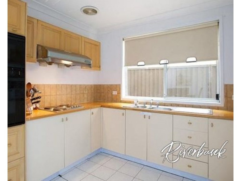 12 Goodenough Street, Glenfield NSW 2167