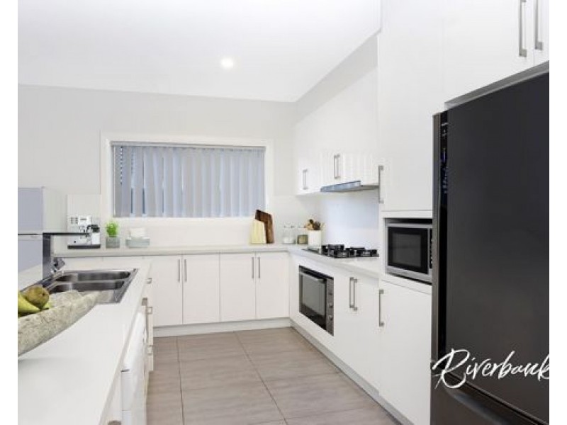 59 Tall Trees Drive, Glenmore Park NSW 2745