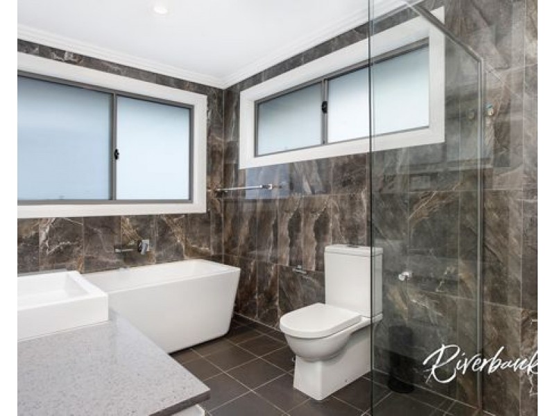 59 Tall Trees Drive, Glenmore Park NSW 2745