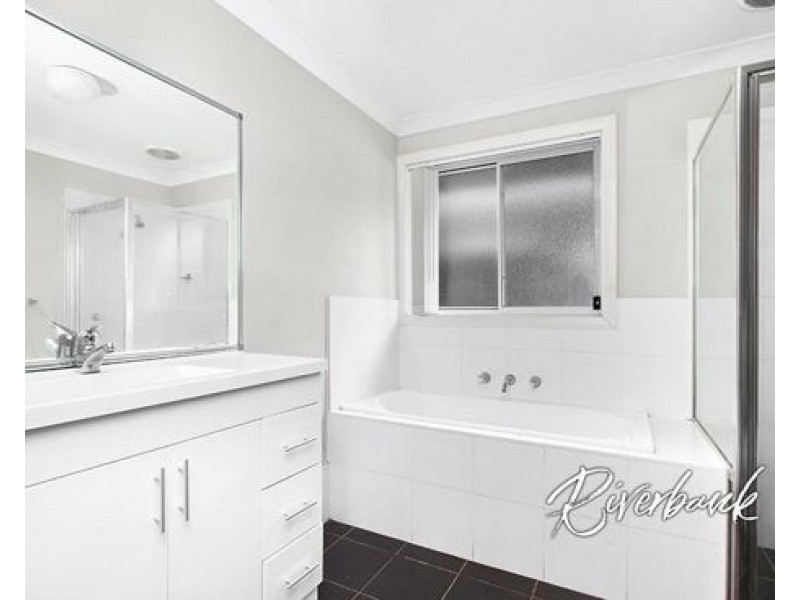 37 Bluebell Crescent, Ropes Crossing NSW 2760