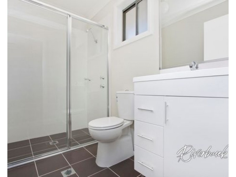 17 Asimus Circuit, Elderslie NSW 2570