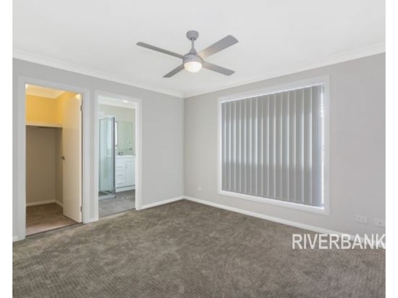 34 Kingsbury Road, Edmondson Park NSW 2174