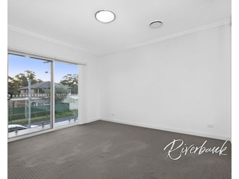 12A Surrey Street, Guildford NSW 2161