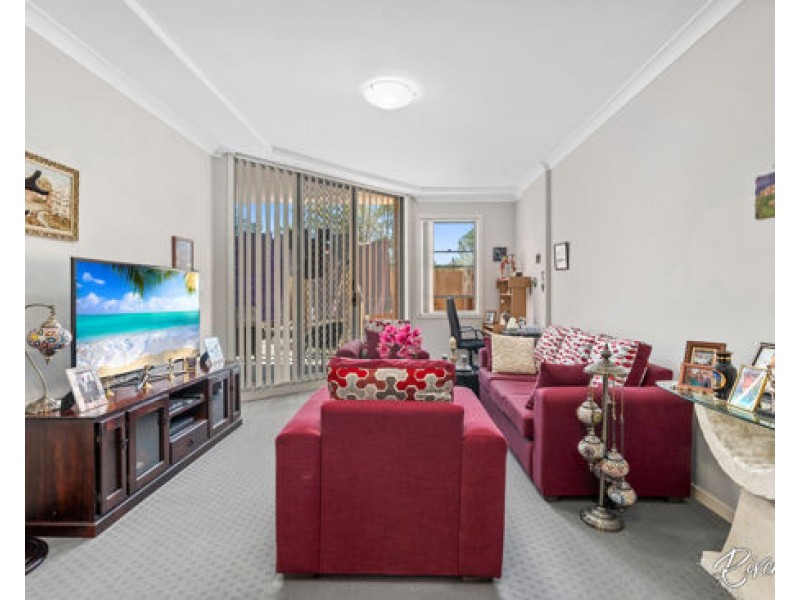 37/29-33 Darcy Road, Westmead NSW 2145