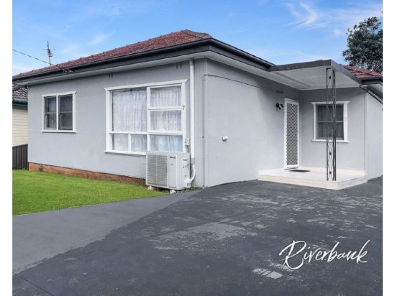 7 Autumn Place, Guildford NSW 2161