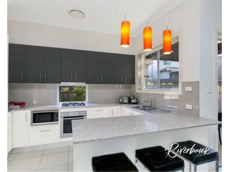 18 Binnet Street, Pemulwuy NSW 2145