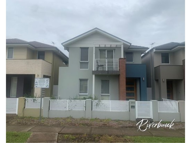 203 Driftway Drive, Pemulwuy NSW 2145