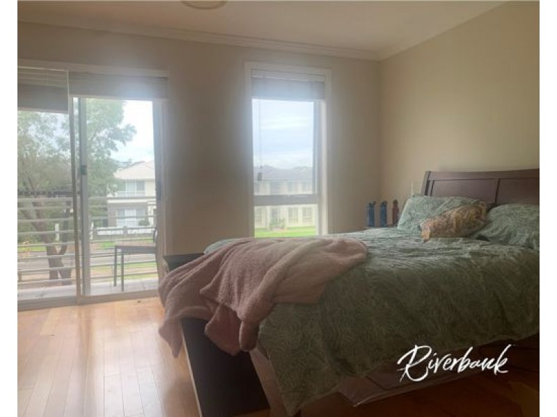 203 Driftway Drive, Pemulwuy NSW 2145