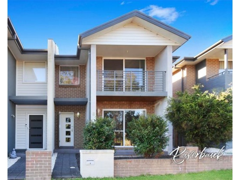 8 Driftway Drive, Pemulwuy NSW 2145