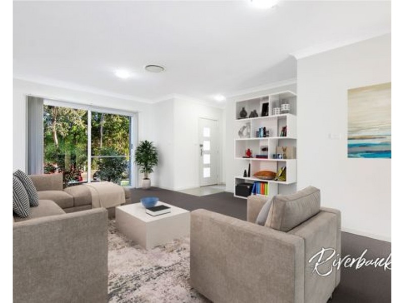 8 Driftway Drive, Pemulwuy NSW 2145