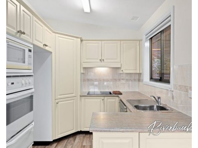 7 Laver Place, Greystanes NSW 2145