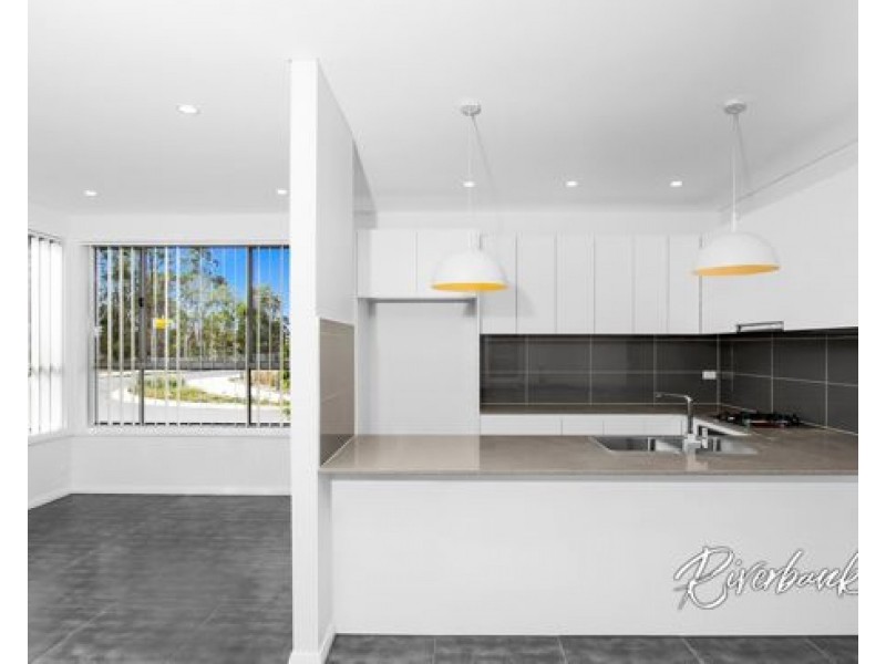 80 Glenmore Ridge Drive, Glenmore Park NSW 2745