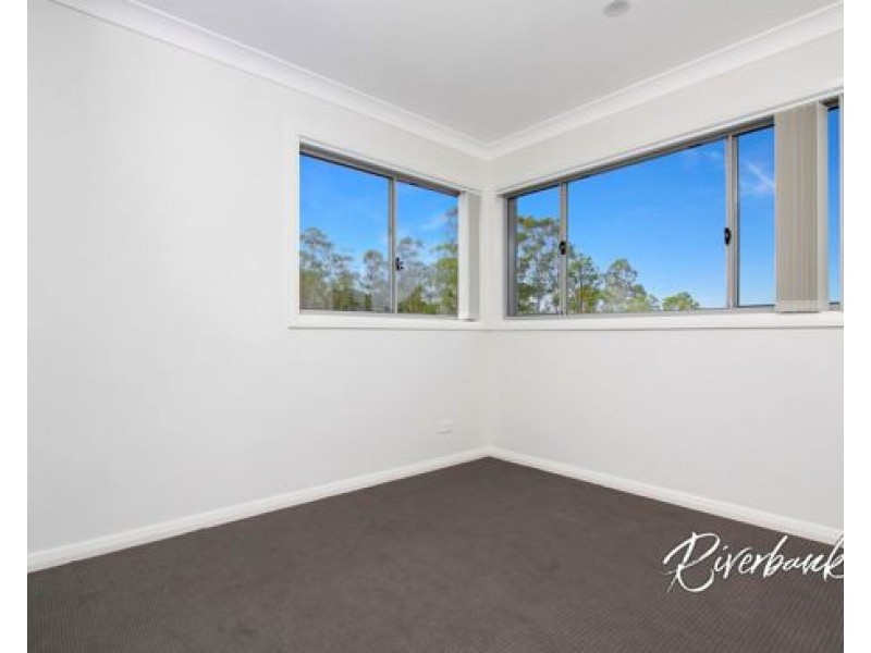 80 Glenmore Ridge Drive, Glenmore Park NSW 2745