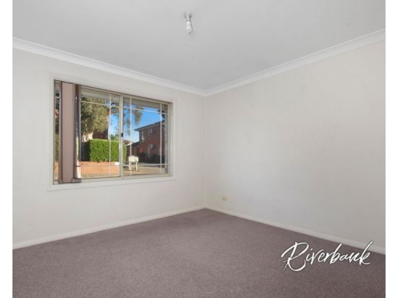 1 Lough Lane, Guildford NSW 2161