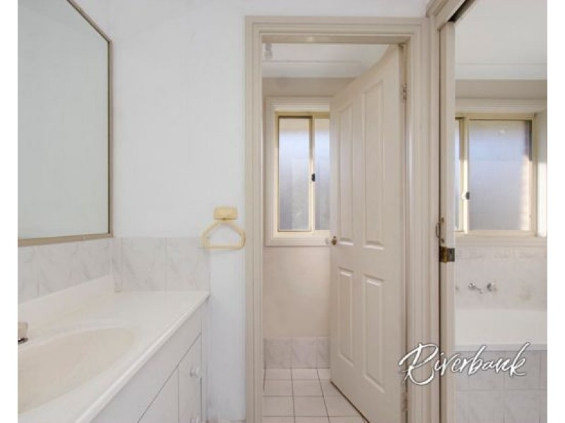 1 Lough Lane, Guildford NSW 2161