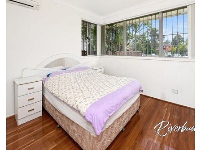 16 Barbara Crescent, Merrylands NSW 2160