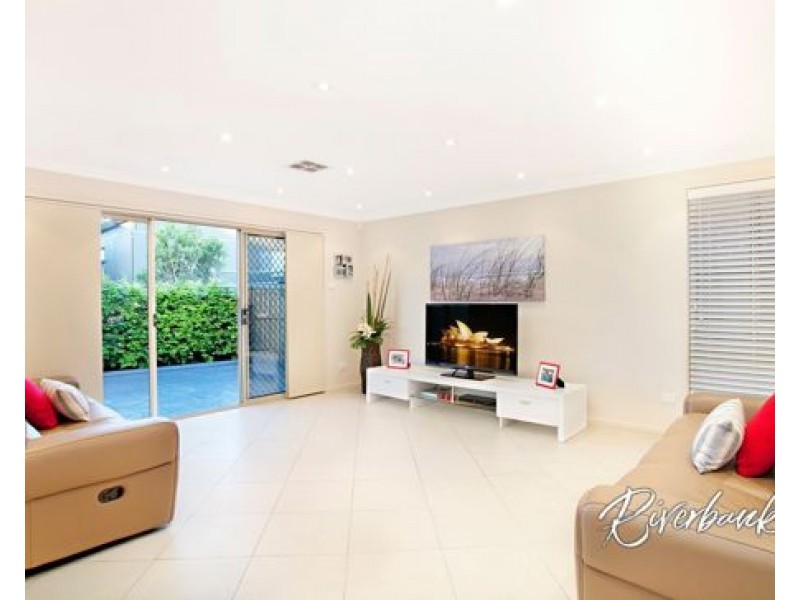 11 Dullai Avenue, Pemulwuy NSW 2145