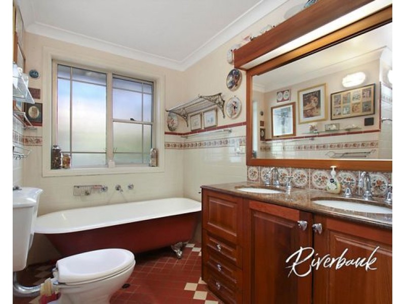 33 Kiama Street, Greystanes NSW 2145