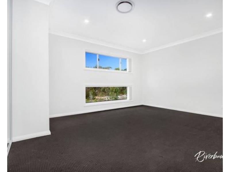80A Glenmore Ridge Drive, Glenmore Park NSW 2745