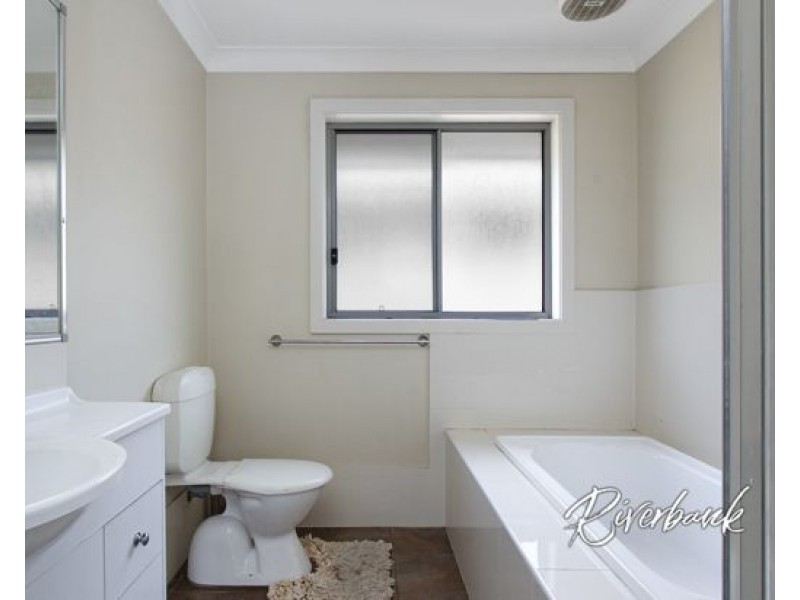 28 Nicholls Way, Pemulwuy NSW 2145