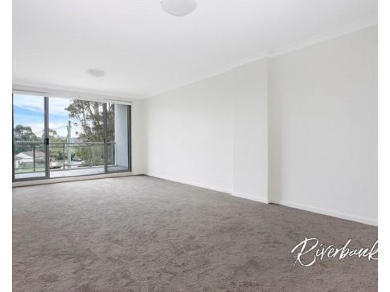 14/24-26 Tyler Street, Campbelltown NSW 2560