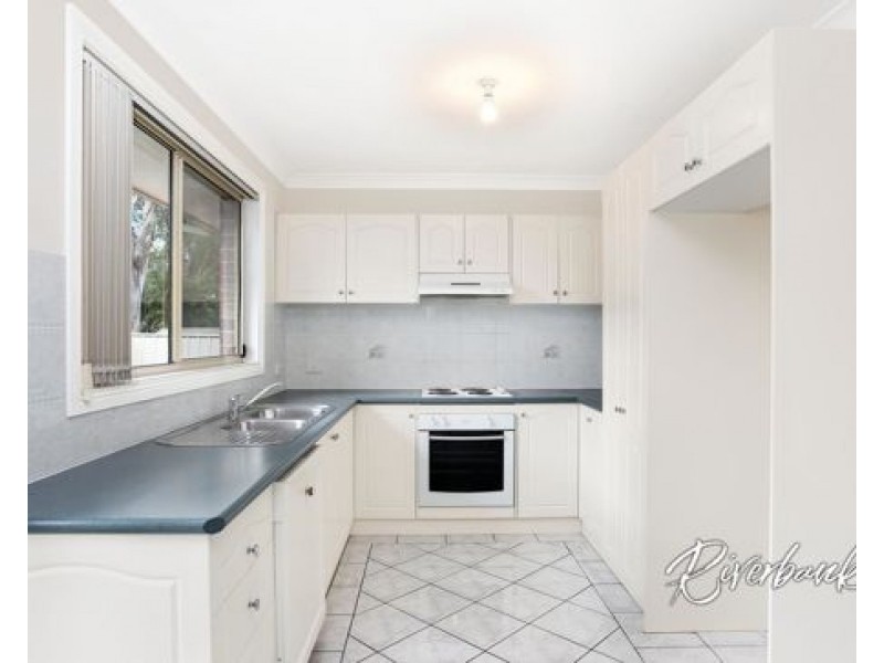 2/2 Campbell Street, North Richmond NSW 2754