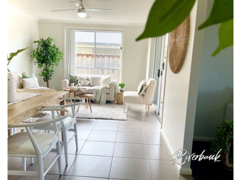 18 Fortune Street, Glenfield NSW 2167