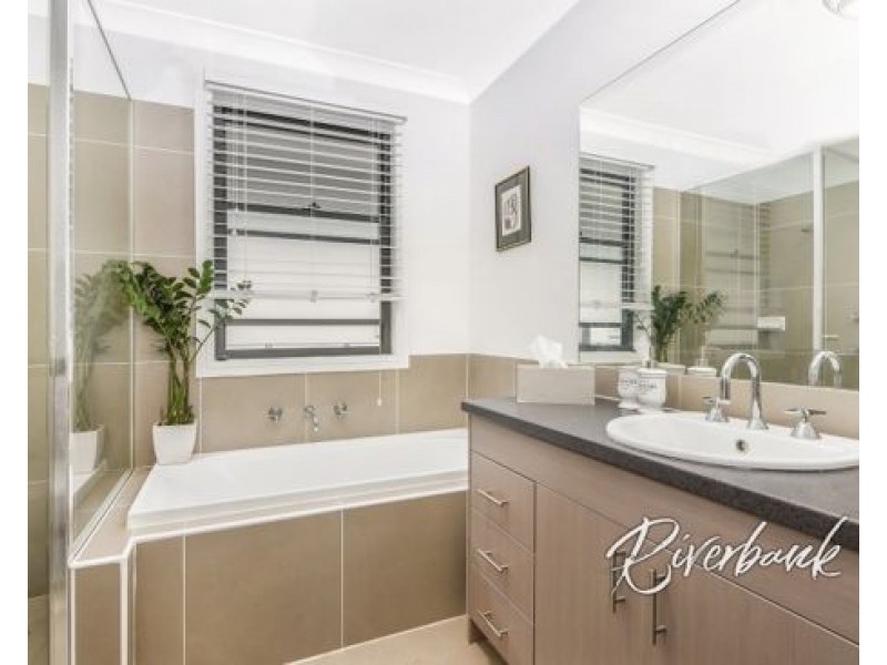 11 Bobbina Avenue, Pemulwuy NSW 2145