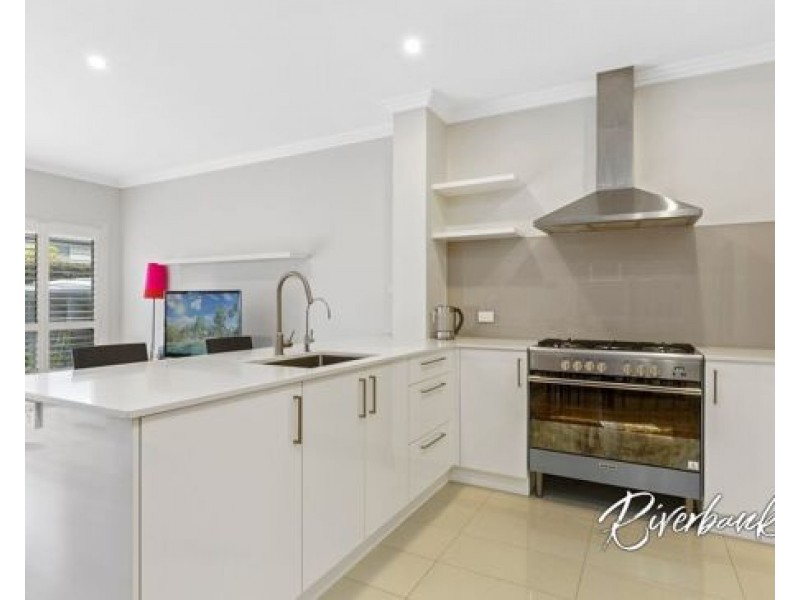 9 Binnet Street, Pemulwuy NSW 2145